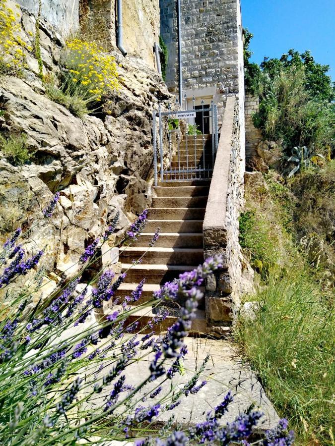 Appartement Rabski Dvor à Rab Town Extérieur photo
